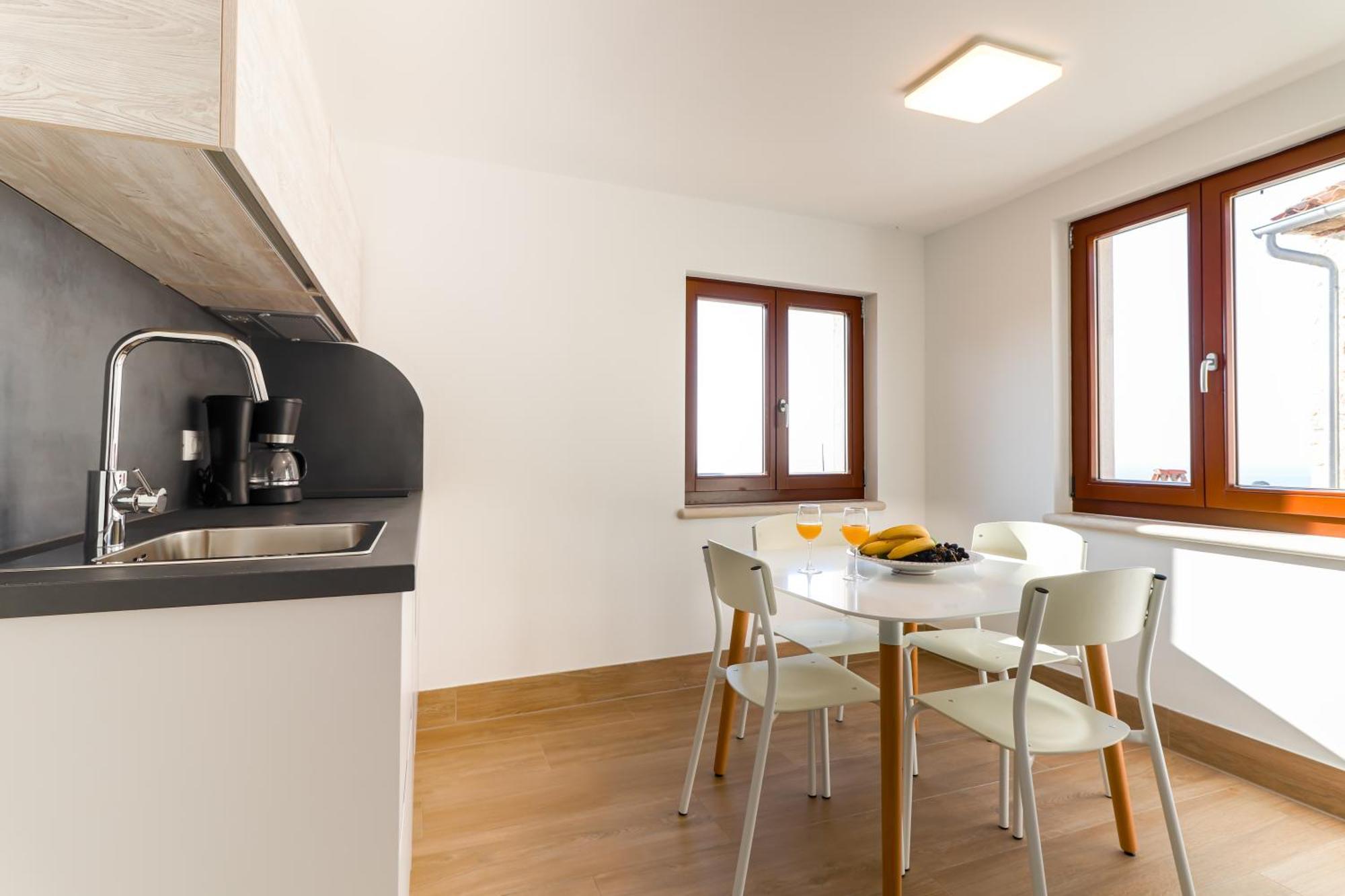 Casanova Apartments - Viewpoint Vrsar Exterior foto